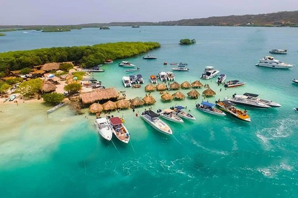 Cholon Boat Rental